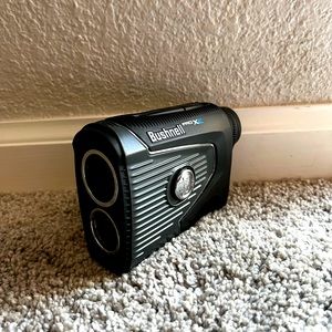 Bushnell Pro XE Rangefinder